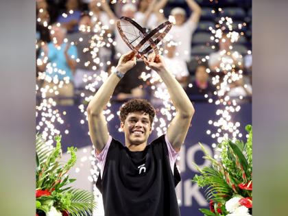 Ben Shelton lifts maiden ATP Masters 1000 title in Toronto | Ben Shelton lifts maiden ATP Masters 1000 title in Toronto