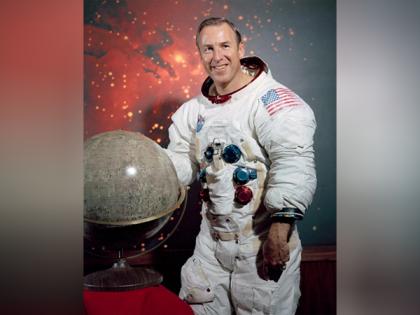 Jim Lovell, Commander of NASA's Apollo 13 mission passes away at 97 | Jim Lovell, Commander of NASA's Apollo 13 mission passes away at 97 Jim Lovell, Commander of NASA's Apollo 13 mission passes away at 97 | Jim Lovell, Commander of NASA's Apollo 13 mission passes away at 97