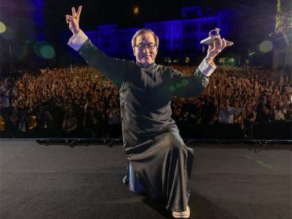 Jackie Chan honoured at Locarno Film Festival 2025, says "I'm 71 and I can still fight" | Jackie Chan honoured at Locarno Film Festival 2025, says "I'm 71 and I can still fight"