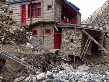 Landslide and glacial floods kill 8 volunteers, ravage homes in PoGB | Landslide and glacial floods kill 8 volunteers, ravage homes in PoGB