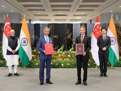 India, Singapore to "strengthen strategic partnership" at third ministerial roundtable marking "60 years of diplomatic relations" | India, Singapore to "strengthen strategic partnership" at third ministerial roundtable marking "60 years of diplomatic relations" India, Singapore to "strengthen strategic partnership" at third ministerial roundtable marking "60 years of diplomatic relations" | India, Singapore to "strengthen strategic partnership" at third ministerial roundtable marking "60 years of diplomatic relations"