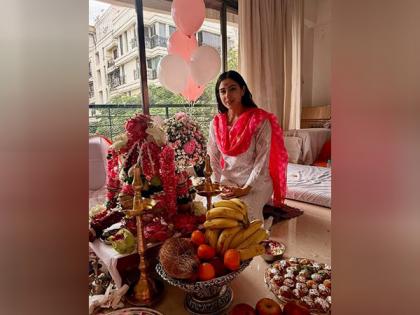 Sara Ali Khan turns 30, performs puja at home | Sara Ali Khan turns 30, performs puja at home