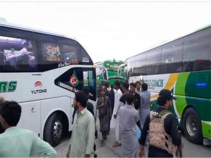Karachi-Makran passenger coaches halted at Uthal; thousands stranded as Baloch fighters launch coordinated attacks in Balochistan | Karachi-Makran passenger coaches halted at Uthal; thousands stranded as Baloch fighters launch coordinated attacks in Balochistan Karachi-Makran passenger coaches halted at Uthal; thousands stranded as Baloch fighters launch coordinated attacks in Balochistan | Karachi-Makran passenger coaches halted at Uthal; thousands stranded as Baloch fighters launch coordinated attacks in Balochistan