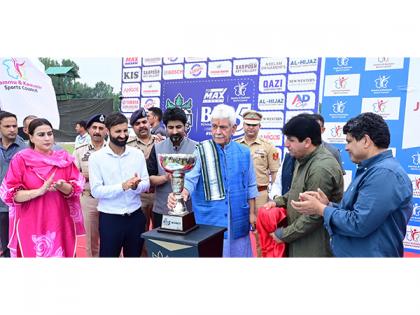 J&K LG Manoj Sinha unveils trophy for Bijbehara Premier League in Anantnag | J&K LG Manoj Sinha unveils trophy for Bijbehara Premier League in Anantnag J&K LG Manoj Sinha unveils trophy for Bijbehara Premier League in Anantnag | J&K LG Manoj Sinha unveils trophy for Bijbehara Premier League in Anantnag