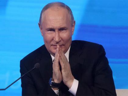 Putin sends I-Day greetings to Prez Murmu, PM Modi; says partnership with India "special, privileged" | Putin sends I-Day greetings to Prez Murmu, PM Modi; says partnership with India "special, privileged"