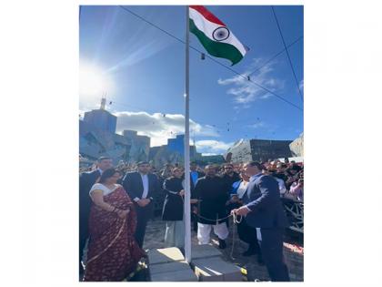 IFFM 2025: Aamir Khan hoists national flag at Fed Square as part of Independence Day celebrations, Philip Green shares video | IFFM 2025: Aamir Khan hoists national flag at Fed Square as part of Independence Day celebrations, Philip Green shares video