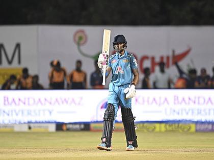 Sisodia sizzles as Gulbarga Mystics defeat Shivamogga Lions by 10 wickets | Sisodia sizzles as Gulbarga Mystics defeat Shivamogga Lions by 10 wickets