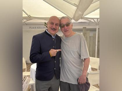 Anupam Kher marks Hollywood legend Robert De Niro's birthday with special post, calls him "God of Acting" | Anupam Kher marks Hollywood legend Robert De Niro's birthday with special post, calls him "God of Acting"