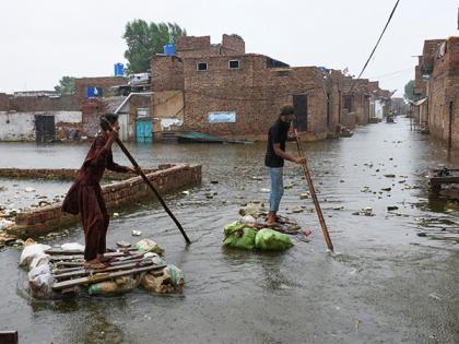 Pakistan's Karachi reels under unprecedented monsoon rains; six killed, flights hit | Pakistan's Karachi reels under unprecedented monsoon rains; six killed, flights hit