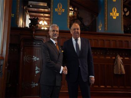 EAM Jaishankar holds comprehensive talks with Russian FM Lavrov ahead of Annual Summit | EAM Jaishankar holds comprehensive talks with Russian FM Lavrov ahead of Annual Summit