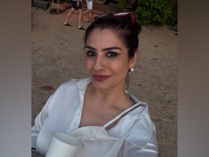 "Dogesh bhai! Tum aage bahdo!" Raveena Tandon welcomes SC's revised order on stray dogs | "Dogesh bhai! Tum aage bahdo!" Raveena Tandon welcomes SC's revised order on stray dogs "Dogesh bhai! Tum aage bahdo!" Raveena Tandon welcomes SC's revised order on stray dogs | "Dogesh bhai! Tum aage bahdo!" Raveena Tandon welcomes SC's revised order on stray dogs