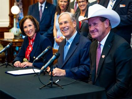 Texas Senate passes Republican-leaning map, Governor Abbott set to sign | Texas Senate passes Republican-leaning map, Governor Abbott set to sign Texas Senate passes Republican-leaning map, Governor Abbott set to sign | Texas Senate passes Republican-leaning map, Governor Abbott set to sign
