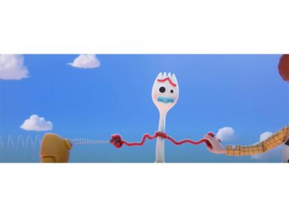 Tony Hale did not know he was in 'Toy Story 4' "until I heard my voice" in trailer | Tony Hale did not know he was in 'Toy Story 4' "until I heard my voice" in trailer Tony Hale did not know he was in 'Toy Story 4' "until I heard my voice" in trailer | Tony Hale did not know he was in 'Toy Story 4' "until I heard my voice" in trailer