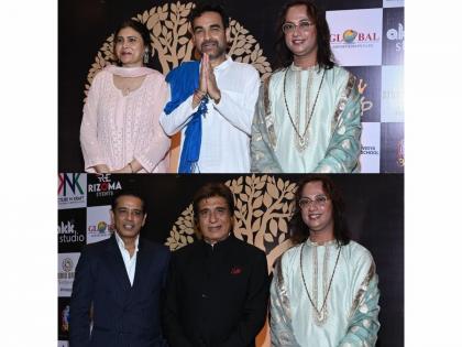 AKK Mahotsav Honoured Torchbearers of Integrity with the Prestigious Character-Tree Award Spearheaded by Swami OMA, The Akk | AKK Mahotsav Honoured Torchbearers of Integrity with the Prestigious Character-Tree Award Spearheaded by Swami OMA, The Akk