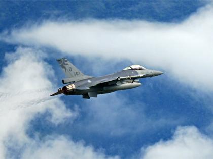 Taiwan detects Chinese military presence around strait | Taiwan detects Chinese military presence around strait Taiwan detects Chinese military presence around strait | Taiwan detects Chinese military presence around strait