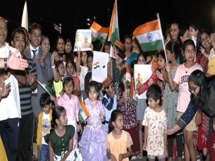 Indian diaspora in Tokyo eagerly awaits PM Modi's arrival | Indian diaspora in Tokyo eagerly awaits PM Modi's arrival Indian diaspora in Tokyo eagerly awaits PM Modi's arrival | Indian diaspora in Tokyo eagerly awaits PM Modi's arrival