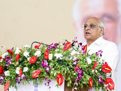 Gujarat Tourism Corporation signs MoU to host 70th Filmfare Awards 2025 | Gujarat Tourism Corporation signs MoU to host 70th Filmfare Awards 2025 Gujarat Tourism Corporation signs MoU to host 70th Filmfare Awards 2025 | Gujarat Tourism Corporation signs MoU to host 70th Filmfare Awards 2025