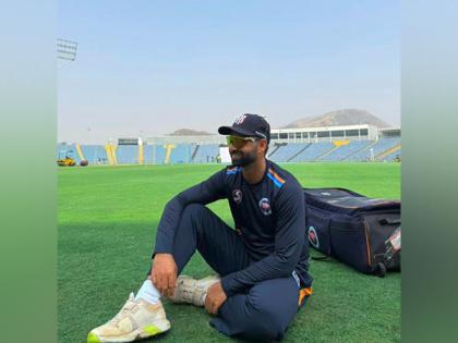 J-K speedster Auqib Nabi becomes first to take four wickets in four balls in Duleep Trophy | J-K speedster Auqib Nabi becomes first to take four wickets in four balls in Duleep Trophy