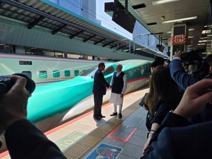 Japan's PM travels with PM Modi in bullet train from Tokyo to Sendai | Japan's PM travels with PM Modi in bullet train from Tokyo to Sendai Japan's PM travels with PM Modi in bullet train from Tokyo to Sendai | Japan's PM travels with PM Modi in bullet train from Tokyo to Sendai