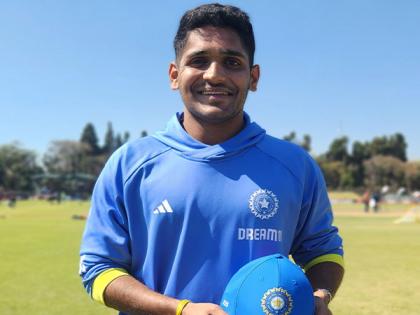 Was trying to impress him: Deshpande recalls bowling to MS Dhoni, aspires to play Test for India | Was trying to impress him: Deshpande recalls bowling to MS Dhoni, aspires to play Test for India