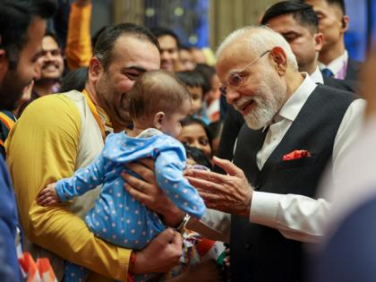 PM Modi shares glimpse of "very special welcome" by China's Indian community | PM Modi shares glimpse of "very special welcome" by China's Indian community PM Modi shares glimpse of "very special welcome" by China's Indian community | PM Modi shares glimpse of "very special welcome" by China's Indian community