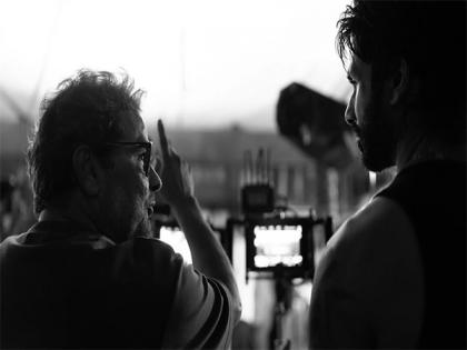 Shahid Kapoor wraps fourth film with Vishal Bhardwaj, calls role "madly different" | Shahid Kapoor wraps fourth film with Vishal Bhardwaj, calls role "madly different" Shahid Kapoor wraps fourth film with Vishal Bhardwaj, calls role "madly different" | Shahid Kapoor wraps fourth film with Vishal Bhardwaj, calls role "madly different"