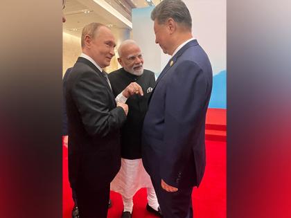 PM Modi, President Putin, President Xi share bonhomie ahead of SCO plenary session | PM Modi, President Putin, President Xi share bonhomie ahead of SCO plenary session