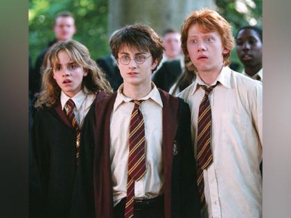 Original 'Harry Potter' director Chris Columbus says cast reunion "impossible" | Original 'Harry Potter' director Chris Columbus says cast reunion "impossible"