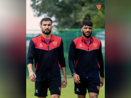 Dabang Delhi gears up for Pro Kabaddi League Season 12 opener against Bengaluru Bulls | Dabang Delhi gears up for Pro Kabaddi League Season 12 opener against Bengaluru Bulls Dabang Delhi gears up for Pro Kabaddi League Season 12 opener against Bengaluru Bulls | Dabang Delhi gears up for Pro Kabaddi League Season 12 opener against Bengaluru Bulls