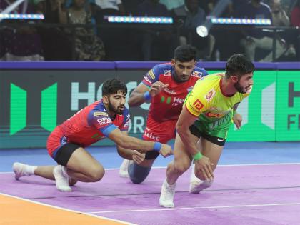 Defenders Sumit, Ashu shine as UP Yoddhas claw their way back against Patna Pirates | Defenders Sumit, Ashu shine as UP Yoddhas claw their way back against Patna Pirates Defenders Sumit, Ashu shine as UP Yoddhas claw their way back against Patna Pirates | Defenders Sumit, Ashu shine as UP Yoddhas claw their way back against Patna Pirates