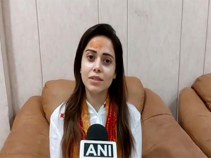 "Can't describe my experience in words": Nushrratt Bharuccha offers prayers at Mahakaleshwar Temple in Ujjain | "Can't describe my experience in words": Nushrratt Bharuccha offers prayers at Mahakaleshwar Temple in Ujjain "Can't describe my experience in words": Nushrratt Bharuccha offers prayers at Mahakaleshwar Temple in Ujjain | "Can't describe my experience in words": Nushrratt Bharuccha offers prayers at Mahakaleshwar Temple in Ujjain