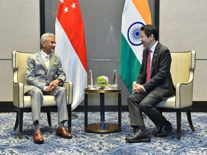 EAM Jaishankar calls on Singapore PM Wong, holds talks on strengthening bilateral ties | EAM Jaishankar calls on Singapore PM Wong, holds talks on strengthening bilateral ties EAM Jaishankar calls on Singapore PM Wong, holds talks on strengthening bilateral ties | EAM Jaishankar calls on Singapore PM Wong, holds talks on strengthening bilateral ties