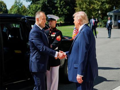 Trump reaffirms strong US military presence in Poland, backs Nawrocki | Trump reaffirms strong US military presence in Poland, backs Nawrocki Trump reaffirms strong US military presence in Poland, backs Nawrocki | Trump reaffirms strong US military presence in Poland, backs Nawrocki