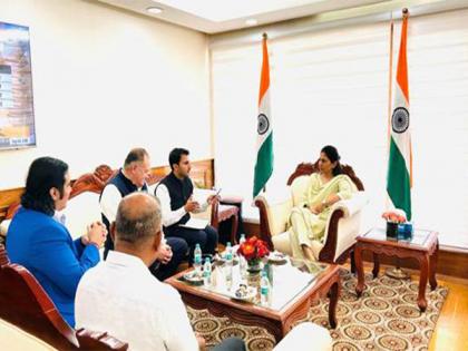 FIVB delegation meets MoS Sports Khadse to discuss volleyball development in India | FIVB delegation meets MoS Sports Khadse to discuss volleyball development in India FIVB delegation meets MoS Sports Khadse to discuss volleyball development in India | FIVB delegation meets MoS Sports Khadse to discuss volleyball development in India