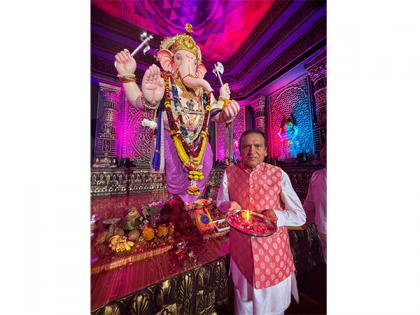 Dr. Dinesh Shahra Visits Mumbai's Ganesh Pandals, Prays for Collective Well-being and Cultural Unity | Dr. Dinesh Shahra Visits Mumbai's Ganesh Pandals, Prays for Collective Well-being and Cultural Unity Dr. Dinesh Shahra Visits Mumbai's Ganesh Pandals, Prays for Collective Well-being and Cultural Unity | Dr. Dinesh Shahra Visits Mumbai's Ganesh Pandals, Prays for Collective Well-being and Cultural Unity