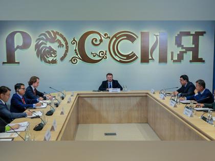 Experts of Open Dialogue Discuss Architecture of Trade and Economic Connectivity in the New World at NC "Russia" Branch in Primorye | Experts of Open Dialogue Discuss Architecture of Trade and Economic Connectivity in the New World at NC "Russia" Branch in Primorye Experts of Open Dialogue Discuss Architecture of Trade and Economic Connectivity in the New World at NC "Russia" Branch in Primorye | Experts of Open Dialogue Discuss Architecture of Trade and Economic Connectivity in the New World at NC "Russia" Branch in Primorye