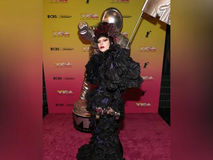 MTV Video Music Awards: Lady Gaga wins Artist of The Year, delivers inspiring speech | MTV Video Music Awards: Lady Gaga wins Artist of The Year, delivers inspiring speech