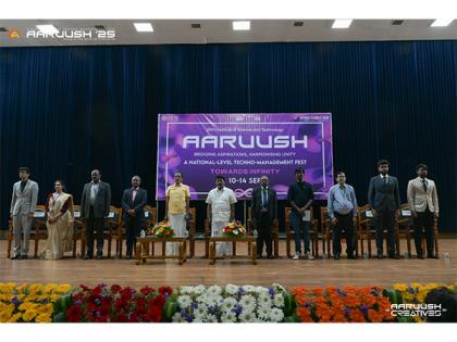 Dr. Sridhar Vembu urges technological self-reliance at SRMIST's 19th edition of Techno Management Fest Aaruush 2025 | Dr. Sridhar Vembu urges technological self-reliance at SRMIST's 19th edition of Techno Management Fest Aaruush 2025 Dr. Sridhar Vembu urges technological self-reliance at SRMIST's 19th edition of Techno Management Fest Aaruush 2025 | Dr. Sridhar Vembu urges technological self-reliance at SRMIST's 19th edition of Techno Management Fest Aaruush 2025