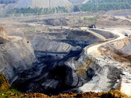 India's coking coal imports set to rise as steel capacity targets 300 MT by 2030: Report | India's coking coal imports set to rise as steel capacity targets 300 MT by 2030: Report