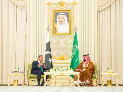 Saudi Arabia, Pakistan ink defence agreement stating 'attack on either to be considered attack on both' | Saudi Arabia, Pakistan ink defence agreement stating 'attack on either to be considered attack on both'