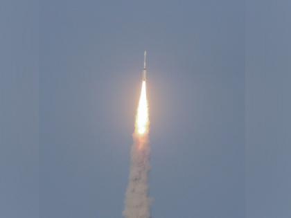 LG reveals Nuriho parts, teases space development goals | LG reveals Nuriho parts, teases space development goals