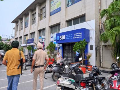 Public sector banks outpace private lenders with double-digit advances in 15 years: Report | Public sector banks outpace private lenders with double-digit advances in 15 years: Report