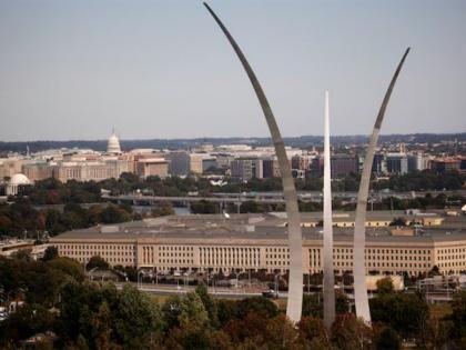 Trump administration tightens leash on journalists at Pentagon | Trump administration tightens leash on journalists at Pentagon