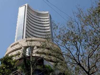 Nifty down, Sensex loses 300 points in opening, hiked charges for H-1B visa hit IT stocks | Nifty down, Sensex loses 300 points in opening, hiked charges for H-1B visa hit IT stocks