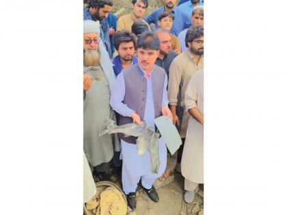 Pak: Khyber Pakhtunkhwa bombing death toll rises to 21 | Pak: Khyber Pakhtunkhwa bombing death toll rises to 21