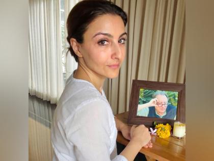 Soha, Saba pay moving tributes to their "abba" Mansoor Ali Khan Pataudi on death anniversary | Soha, Saba pay moving tributes to their "abba" Mansoor Ali Khan Pataudi on death anniversary