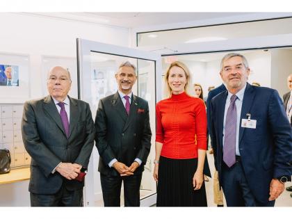 EAM Jaishankar joins EU Foreign Ministers in New York, discusses multilateralism, Ukraine, Gaza | EAM Jaishankar joins EU Foreign Ministers in New York, discusses multilateralism, Ukraine, Gaza EAM Jaishankar joins EU Foreign Ministers in New York, discusses multilateralism, Ukraine, Gaza | EAM Jaishankar joins EU Foreign Ministers in New York, discusses multilateralism, Ukraine, Gaza