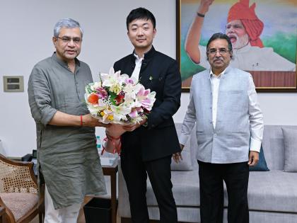 Nothing CEO Carl Pei meets Ashwini Vaishnaw, announces USD 100 mn manufacturing JV in India | Nothing CEO Carl Pei meets Ashwini Vaishnaw, announces USD 100 mn manufacturing JV in India