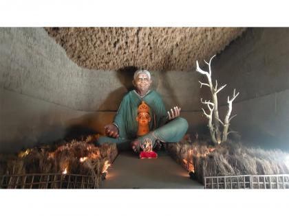 Durga Puja 2025: Kolkata's 24-Foot Thimmakka idol draws crowd with its environmental theme | Durga Puja 2025: Kolkata's 24-Foot Thimmakka idol draws crowd with its environmental theme