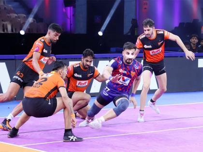 When Ashu is playing, every match is easy: Dabang Delhi defender Fazel Atrachali heaps praise on team skipper | When Ashu is playing, every match is easy: Dabang Delhi defender Fazel Atrachali heaps praise on team skipper